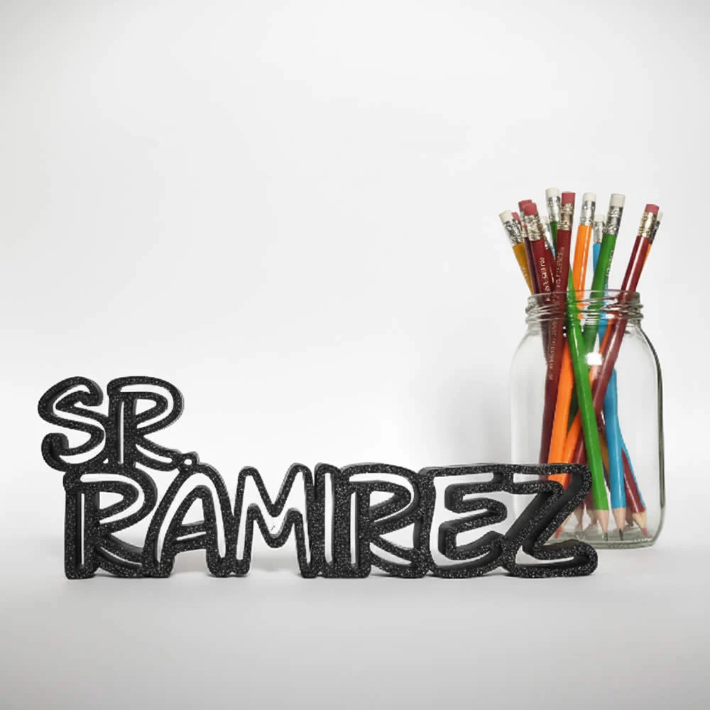 Placa 3D personalizada con nombre – color negro