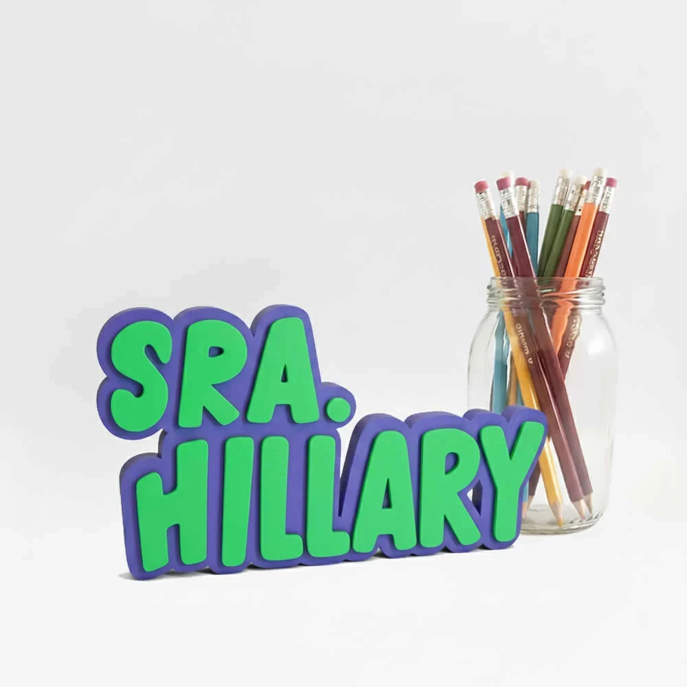 Placa 3D personalizada con nombre diseño multicolor verde